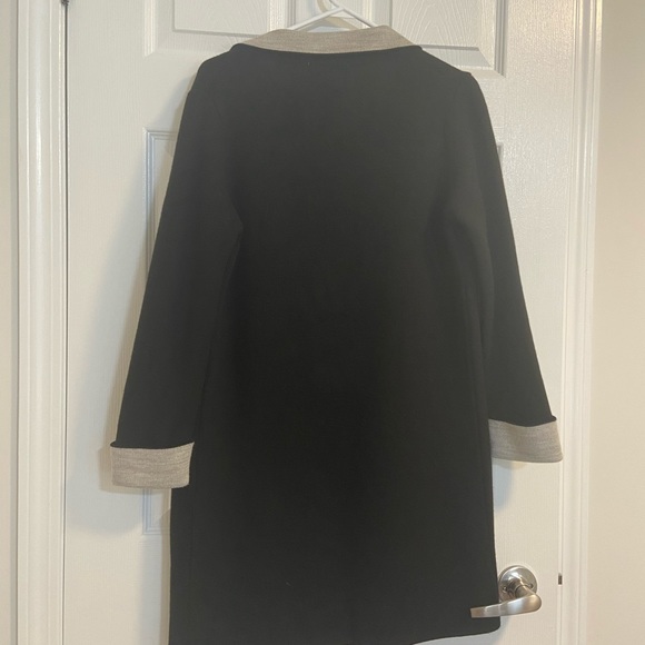 Black and gray jacket 🌸🌸 Small Size 🌸 like new 🌸 - Picture 4 of 4